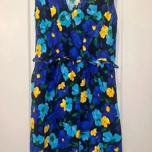Zara flower dress - Picture 2 of 4